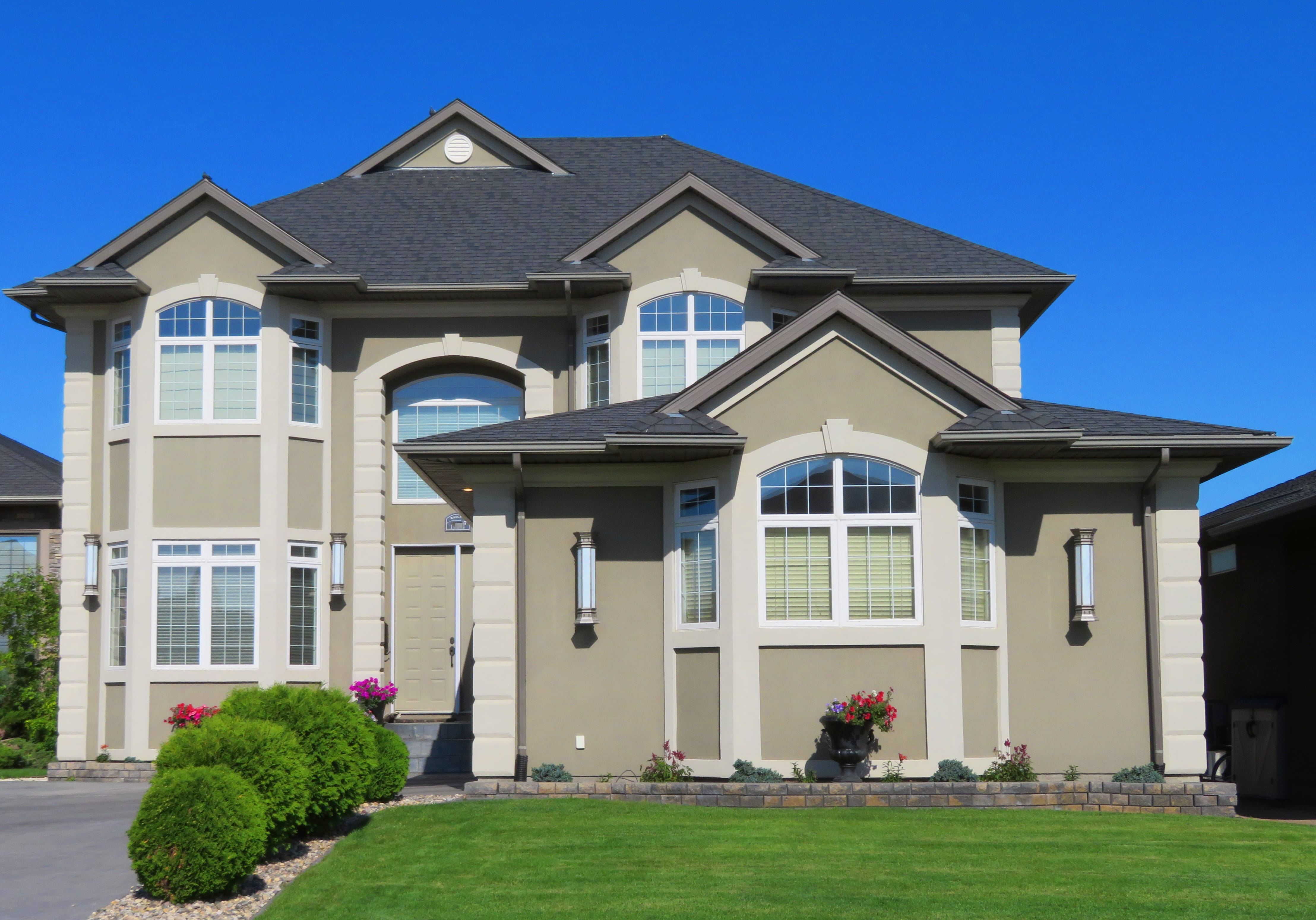Kansas City home with new fiber cement siding and trim