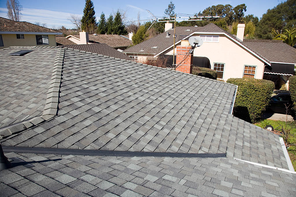 Completed residential shingle roof by Hometown Roofing